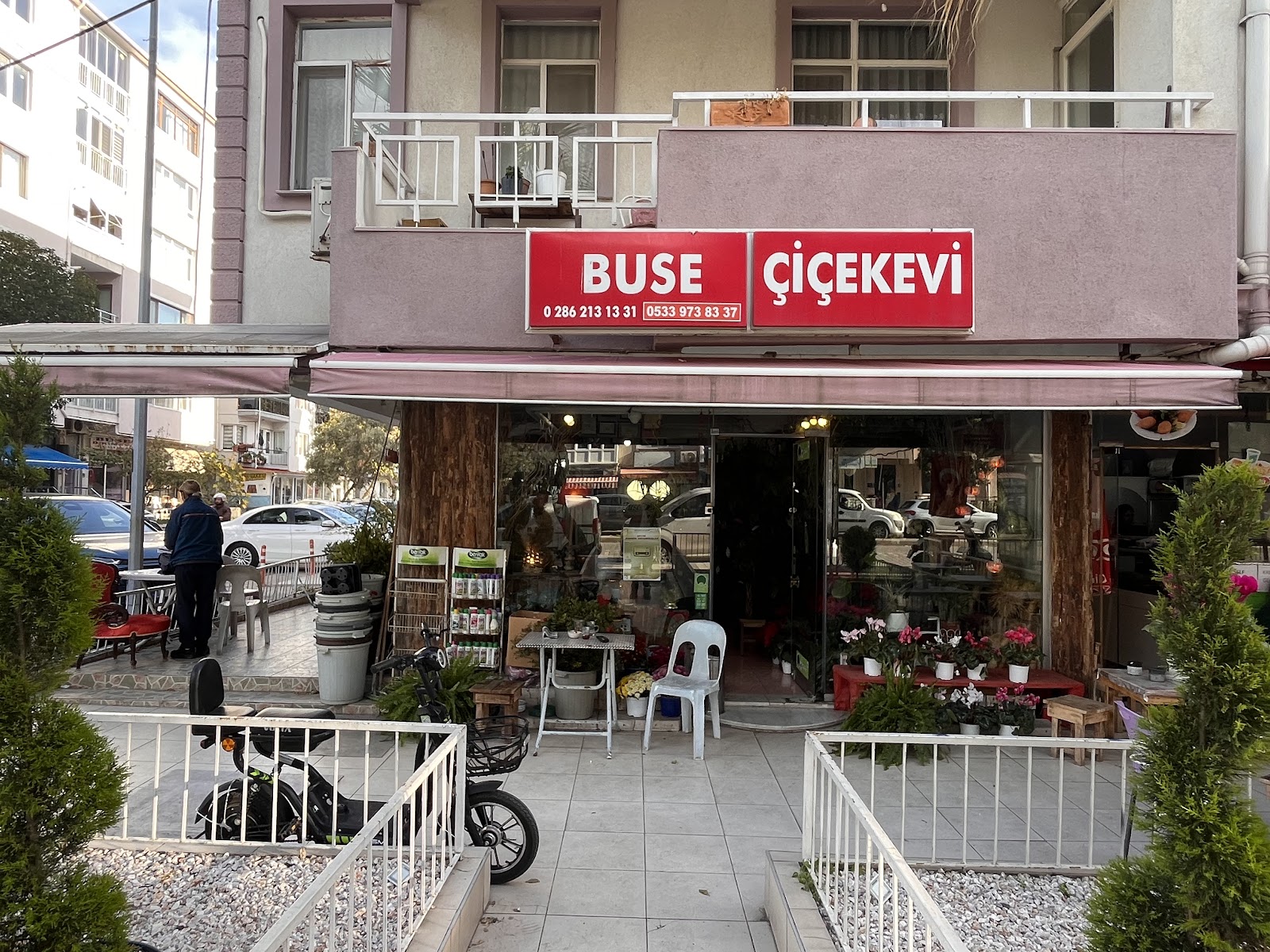 Buse Cicek Evi kır düğünü mekanı — Merkez