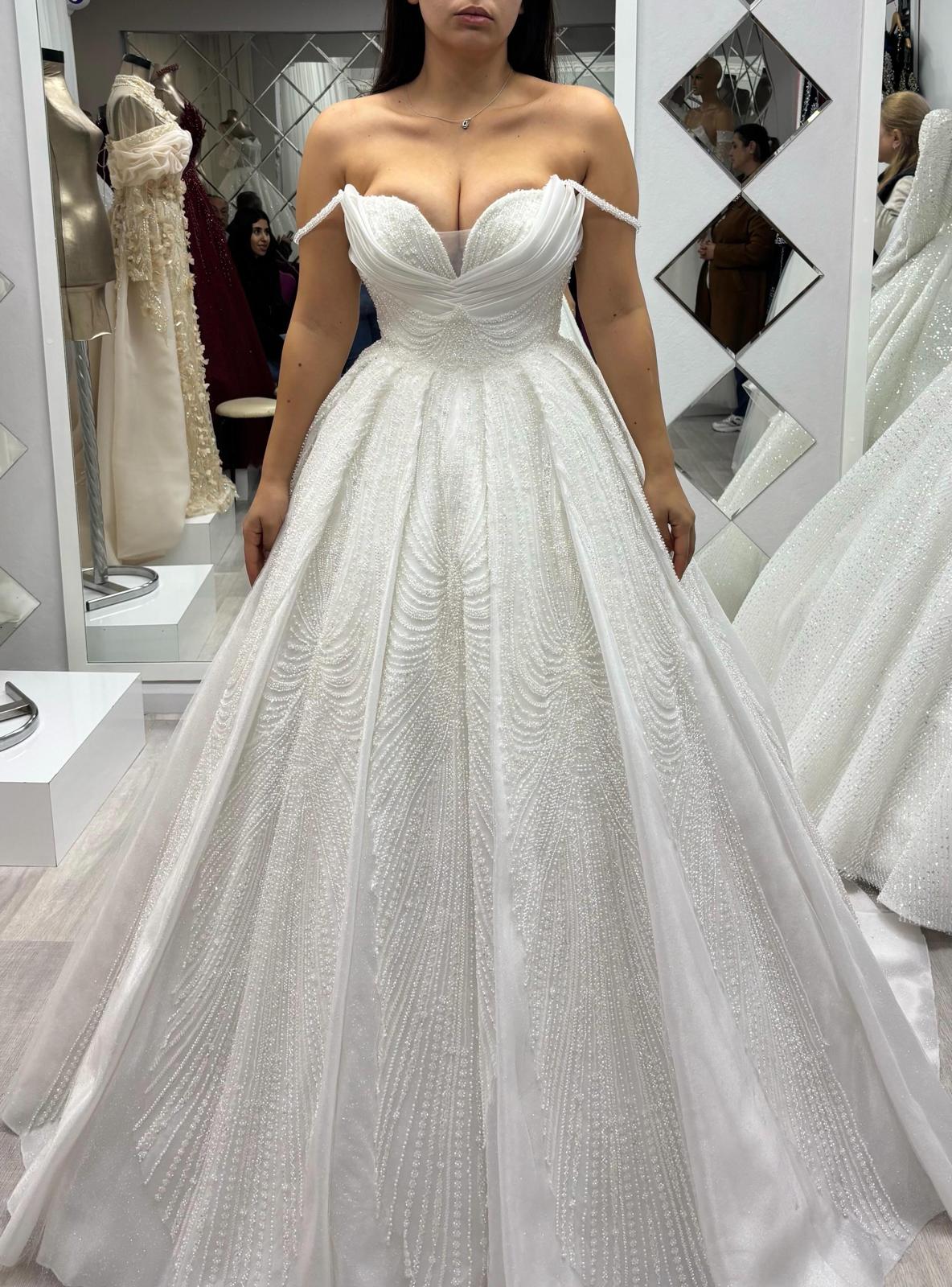 Ceylan Moda Evi kır düğünü mekanı — Merkez
