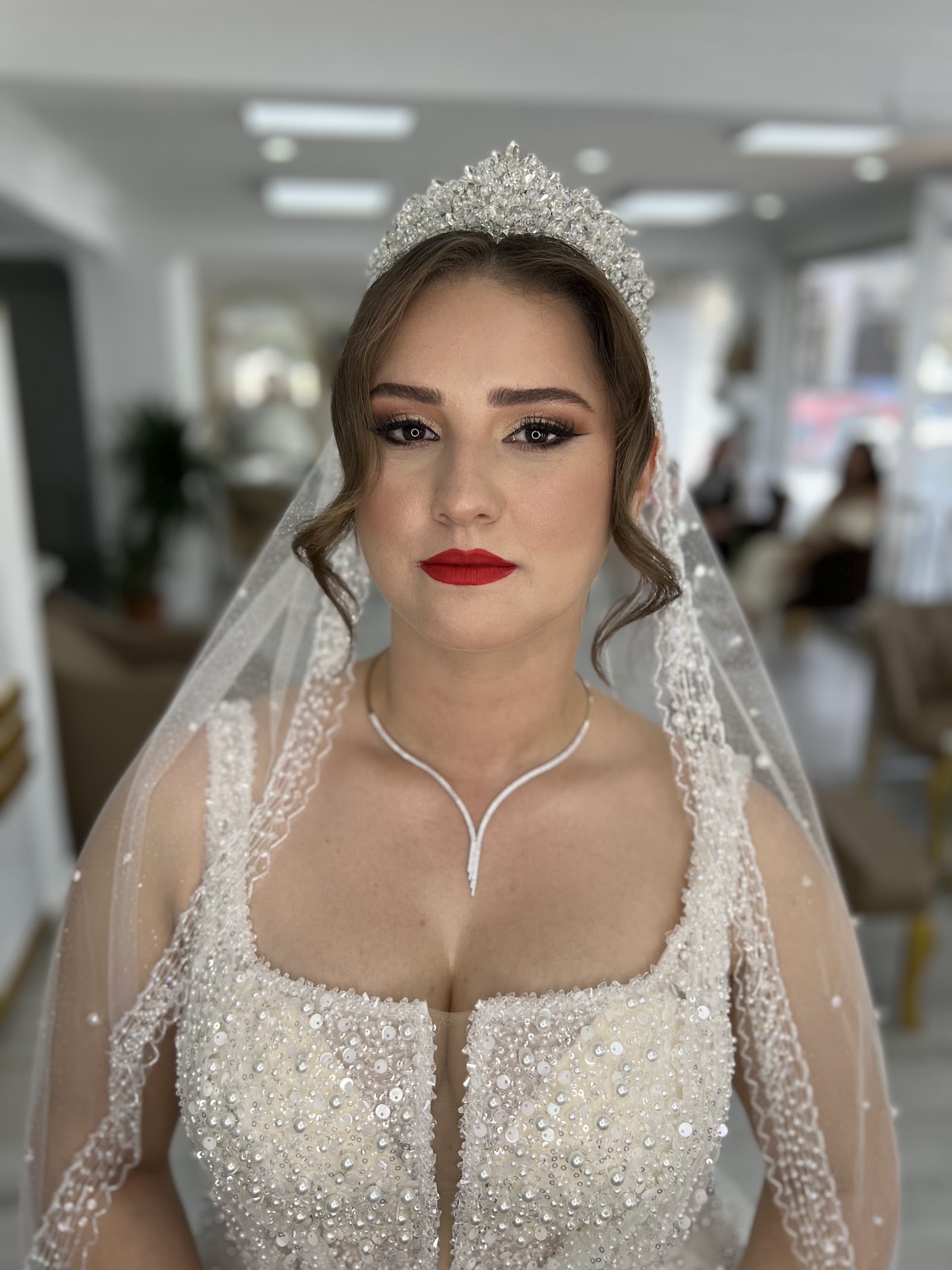 Damla Özdemir Hair Makeup Studio (Kuaför)