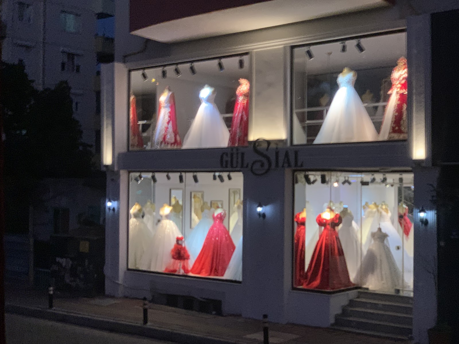 GÜLSİAL Gelinlik