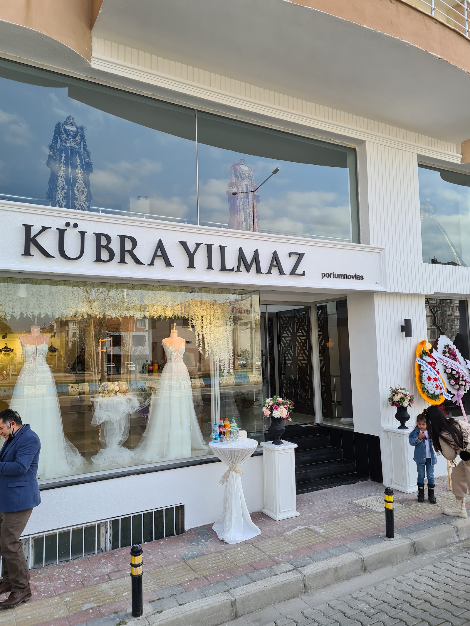 Kübra Yılmaz Gelinlik kır düğünü mekanı — Merkez