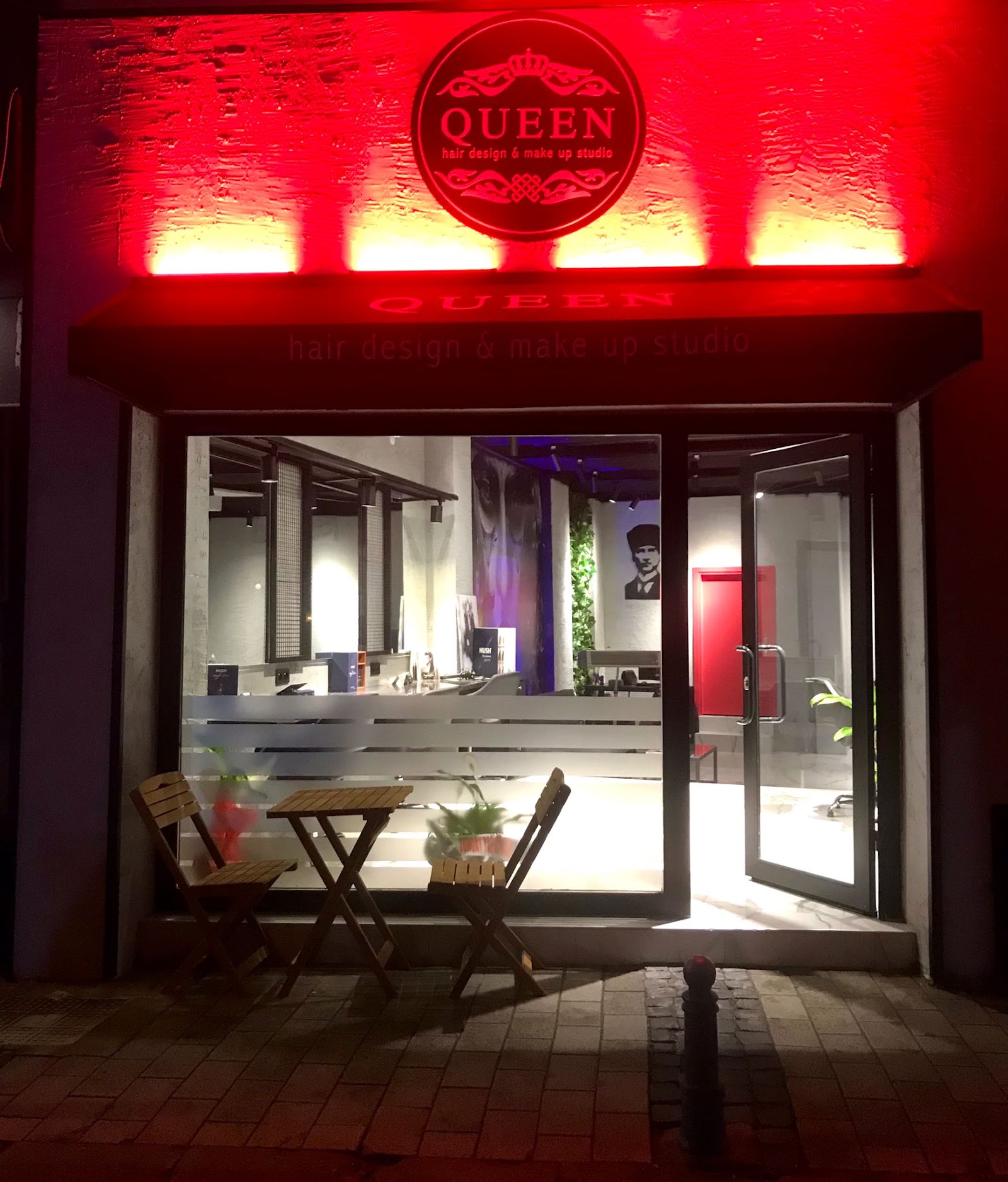 Queen hair makeup studio