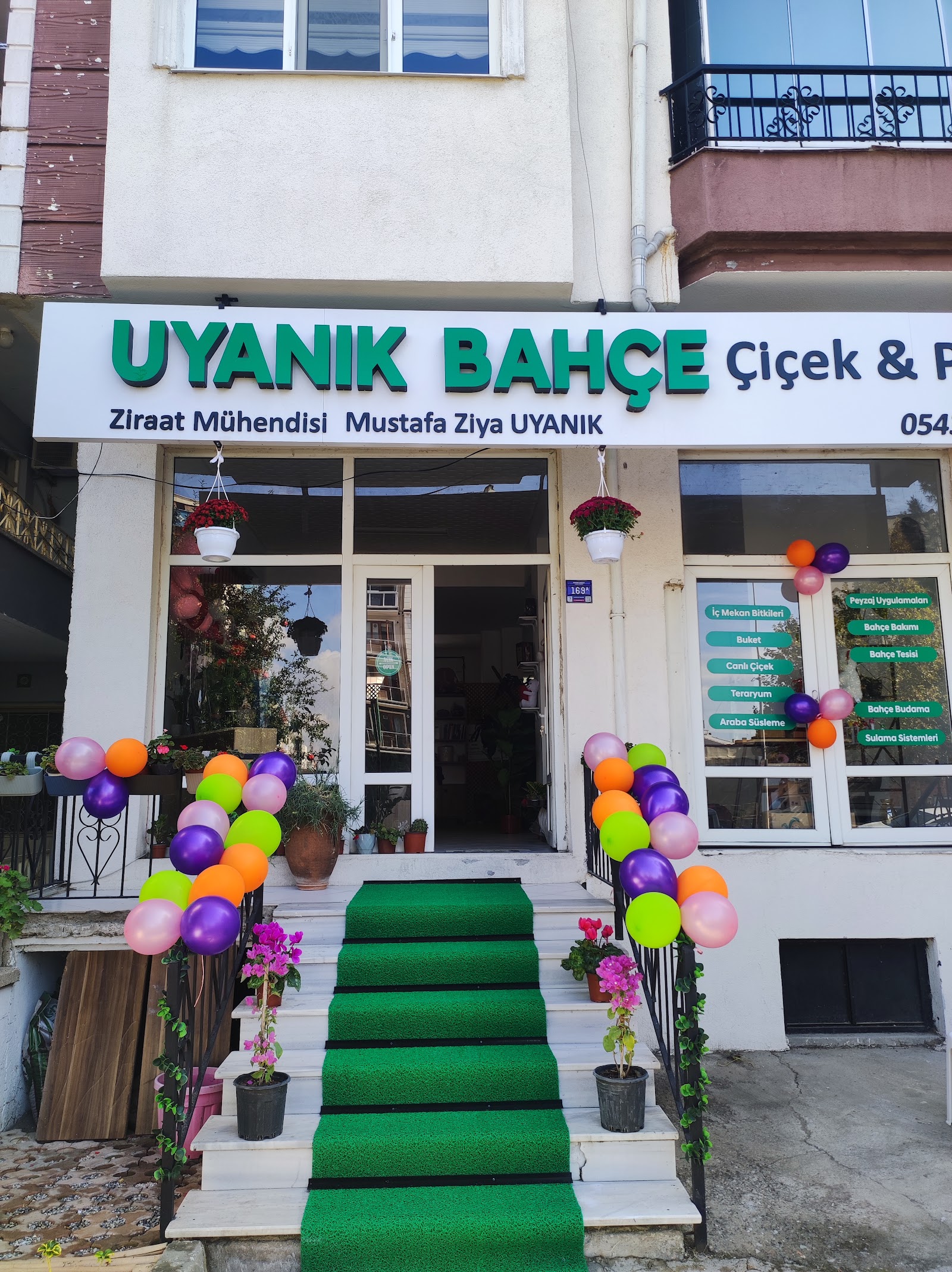UYANIK BAHÇE ÇİÇEK & PEYZAJ